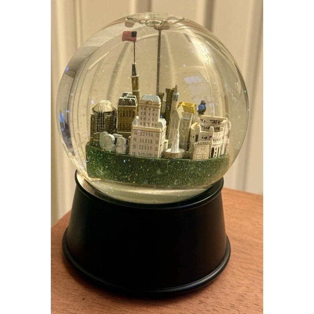 RARE The Ohio State University Buckeyes Snow Globe Music Box Three Jays Imports